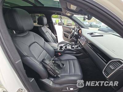2020 Porsche Cayenne - zdjęcie 15 z 17 - miniatura
