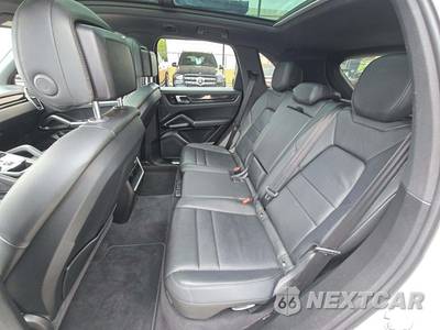 2020 Porsche Cayenne - zdjęcie 10 z 17 - miniatura