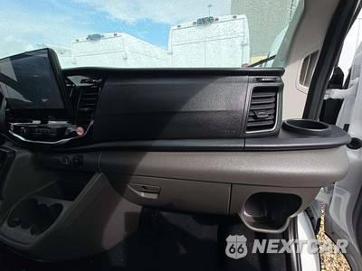 2026 Ford Transit Passenger Van XLT Low Roof 148.0" WB - zdjęcie 18 z 19 - miniatura