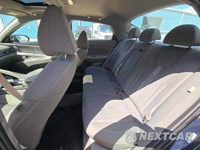 2024 Hyundai Elantra SEL - zdjęcie 10 z 19 - miniatura