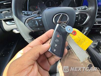2023 Lexus RX 350 Luxury - zdjęcie 8 z 20 - miniatura