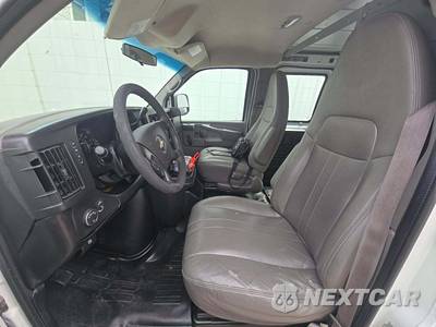 2013 Chevrolet Express 1500 Cargo Van 1WT 135.0" WB - zdjęcie 6 z 24 - miniatura