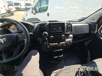 2023 Ram ProMaster 3500 Cargo Van High Roof 159.0" WB - zdjęcie 10 z 19 - miniatura