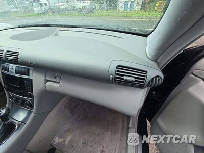 2005 Mercedes-Benz C 230 Kompressor Sedan - zdjęcie 19 z 35 - miniatura