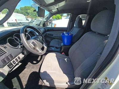 2015 Toyota Tacoma Extended Cab Medium Bed w/Rear Doors - zdjęcie 6 z 28 - miniatura