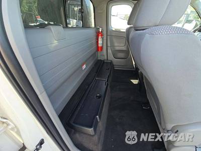 2015 Toyota Tacoma Extended Cab Medium Bed w/Rear Doors - zdjęcie 15 z 28 - miniatura