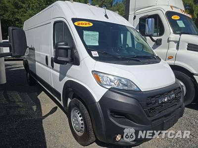 2025 Ram ProMaster 2500 Cargo Van Tradesman w/Passenger Seat High Roof 159.0" WB - zdjęcie 4 z 27 - miniatura