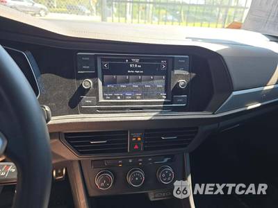 2023 Volkswagen Jetta Sport - zdjęcie 10 z 26 - miniatura