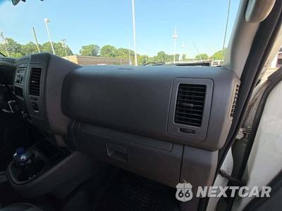 2014 Nissan NV2500 HD Cargo SV High Roof 146.1" WB - zdjęcie 18 z 39 - miniatura