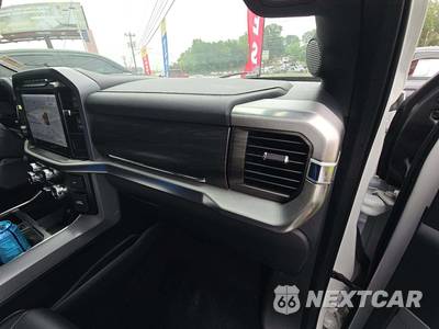 2024 Ford F-150 Lariat Crew Cab Medium Bed - zdjęcie 19 z 23 - miniatura