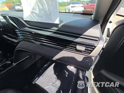 2025 Toyota Camry LE - zdjęcie 19 z 27 - miniatura