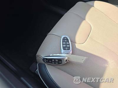 2023 Hyundai Santa Fe Limited - zdjęcie 8 z 22 - miniatura