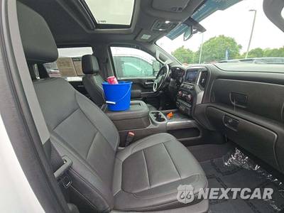 2022 Chevrolet Silverado 2500HD LTZ Crew Cab Medium Bed 1LZ - zdjęcie 18 z 23 - miniatura
