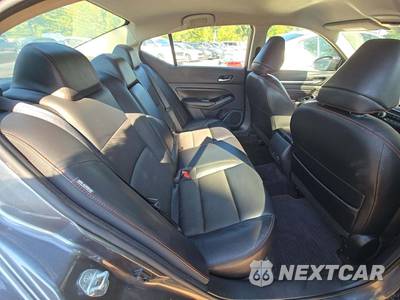 2023 Nissan Altima SR - zdjęcie 16 z 28 - miniatura