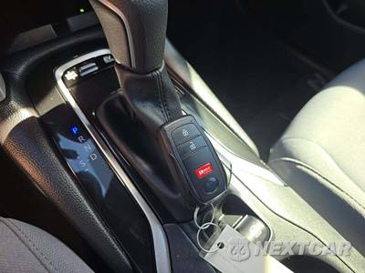 2025 Toyota Corolla Cross Hybrid SE - zdjęcie 8 z 24 - miniatura