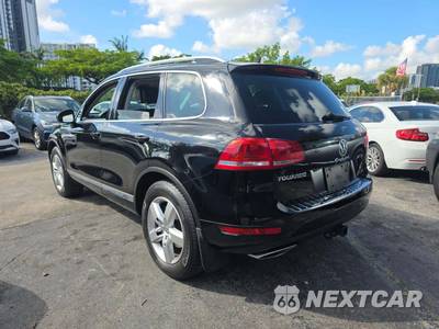 2013 Volkswagen Touareg TDI Lux - zdjęcie 2 z 28 - miniatura