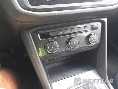 2018 Volkswagen Tiguan S - zdjęcie 30 z 30 - miniatura