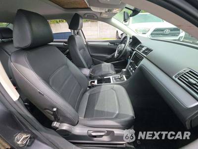 2012 Volkswagen Passat 2.5L SE w/Sunroof - zdjęcie 18 z 21 - miniatura