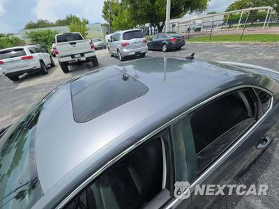 2012 Volkswagen Passat 2.5L SE w/Sunroof - zdjęcie 12 z 21 - miniatura