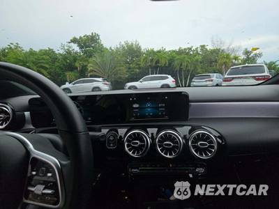 2019 Mercedes-Benz A 220 - zdjęcie 10 z 21 - miniatura