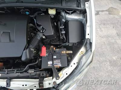 2017 Toyota Corolla LE Sedan - zdjęcie 32 z 33 - miniatura