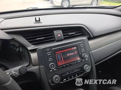2020 Honda Civic Hatchback LX - zdjęcie 37 z 38 - miniatura