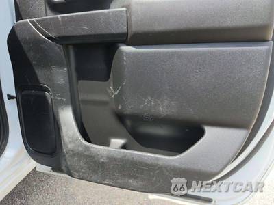 2021 Chevrolet Silverado 3500HD Cab Chassis WT Crew Cab 1WT DRW - zdjęcie 36 z 36 - miniatura