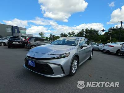 2025 Toyota Camry LE - zdjęcie 1 z 27 - miniatura
