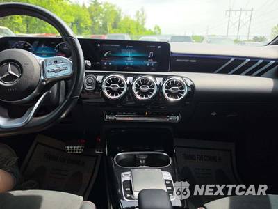 2020 Mercedes-Benz AMG A 35 4MATIC - zdjęcie 7 z 24 - miniatura