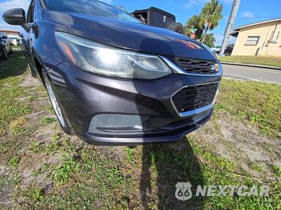 2017 Chevrolet Cruze LT Sedan 1SD - zdjęcie 23 z 31 - miniatura