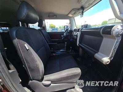2007 Toyota FJ Cruiser w/Rear Doors - zdjęcie 18 z 20 - miniatura