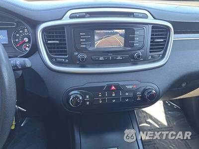 2017 Kia Sorento LX - zdjęcie 10 z 25 - miniatura