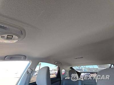 2015 Toyota Prius Two - zdjęcie 8 z 19 - miniatura
