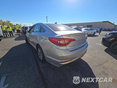 2015 Hyundai Sonata SE - zdjęcie 2 z 28 - miniatura