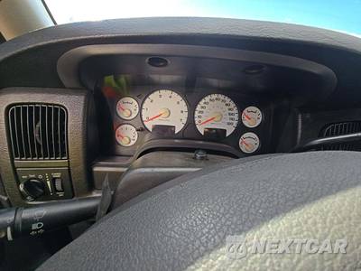 2004 Dodge Ram 1500 SLT Crew Cab Medium Bed - zdjęcie 9 z 20 - miniatura