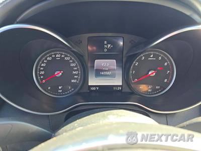 2015 Mercedes-Benz C 300 4MATIC Sedan w/Sport Pkg - zdjęcie 9 z 40 - miniatura