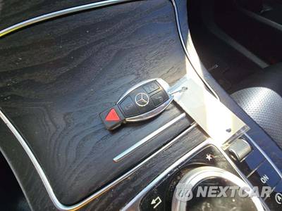 2015 Mercedes-Benz C 300 4MATIC Sedan w/Sport Pkg - zdjęcie 8 z 40 - miniatura