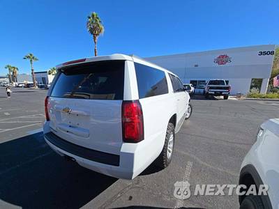 2015 Chevrolet Suburban LT 1LT - zdjęcie 3 z 26 - miniatura