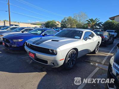 2022 Dodge Challenger SXT - zdjęcie 1 z 25 - miniatura