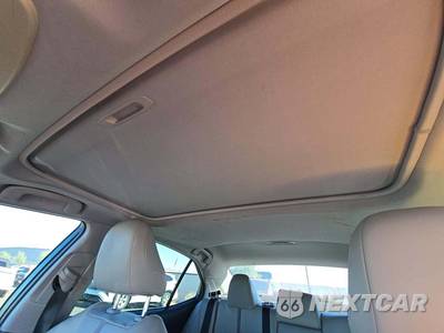 2018 Toyota Camry SE - zdjęcie 8 z 25 - miniatura