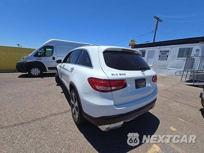 2016 Mercedes-Benz GLC 300 - zdjęcie 2 z 23 - miniatura