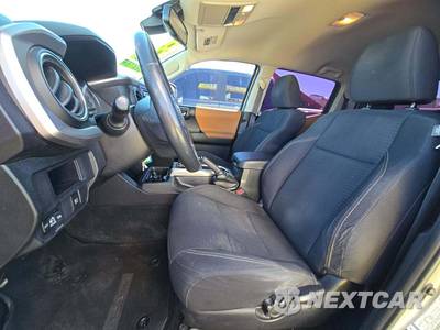 2018 Toyota Tacoma SR5 Crew Cab Medium Bed - zdjęcie 6 z 29 - miniatura