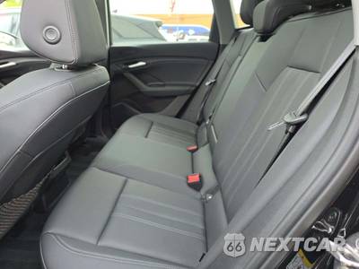 2025 Audi Q6 e-tron Premium - zdjęcie 13 z 22 - miniatura