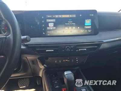 2025 Nissan Kicks SR - zdjęcie 10 z 22 - miniatura