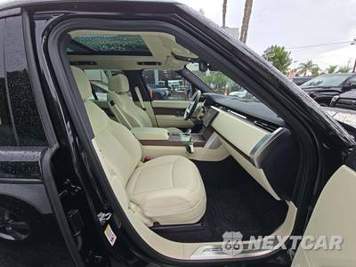 2025 Land Rover Range Rover SE - zdjęcie 18 z 21 - miniatura