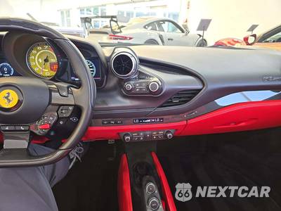 2021 Ferrari F8 Spider Convertible - zdjęcie 10 z 19 - miniatura