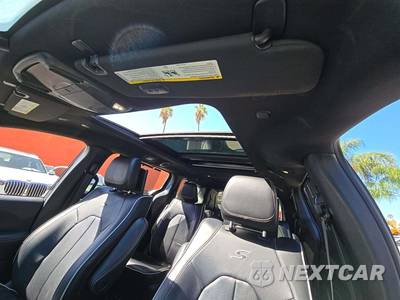 2023 Chrysler Pacifica Hybrid Limited 121.6" WB - zdjęcie 8 z 20 - miniatura