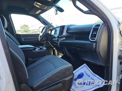 2022 Ram 2500 Big Horn Crew Cab Long Bed - zdjęcie 18 z 21 - miniatura