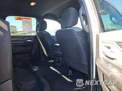 2022 Ram 2500 Big Horn Crew Cab Long Bed - zdjęcie 16 z 21 - miniatura
