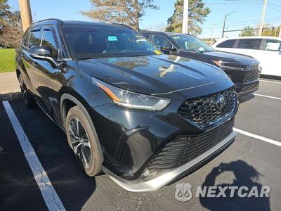 2022 Toyota Highlander XSE - zdjęcie 4 z 28 - miniatura